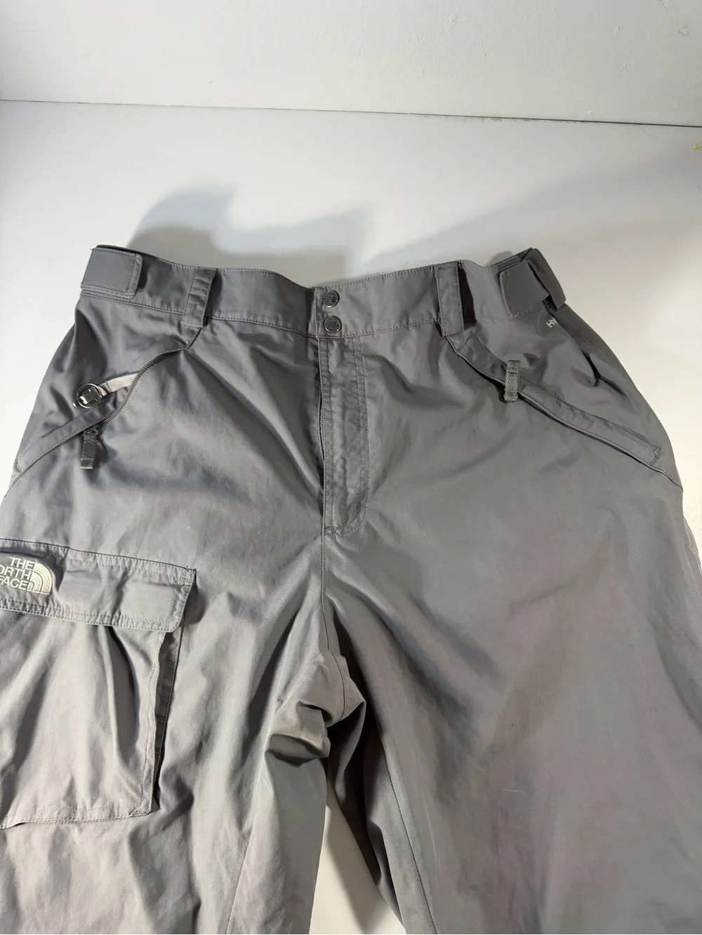 The North Face Hyvent Gray Cargo Ski Snowboard Pants Mens XL 40x33